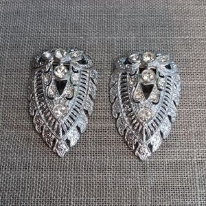 Antique Silver Tone Rhinestone Fur Clips